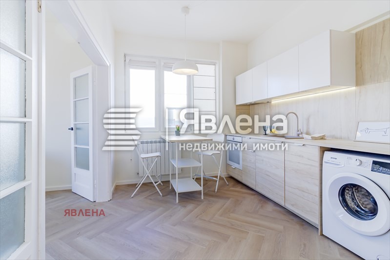 Продава 3-СТАЕН, гр. София, Център, снимка 7 - Апартаменти - 56687082