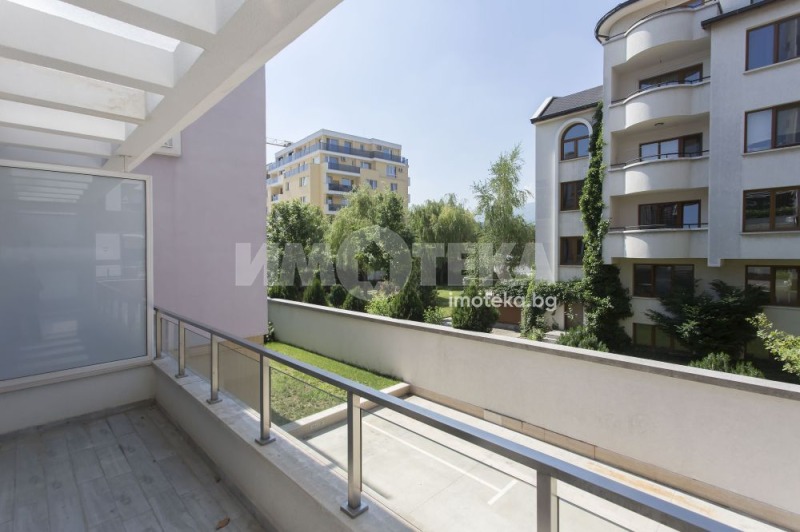 À venda  Escritório Sofia , Krastova vada , 326 m² | 53966136 - imagem [12]