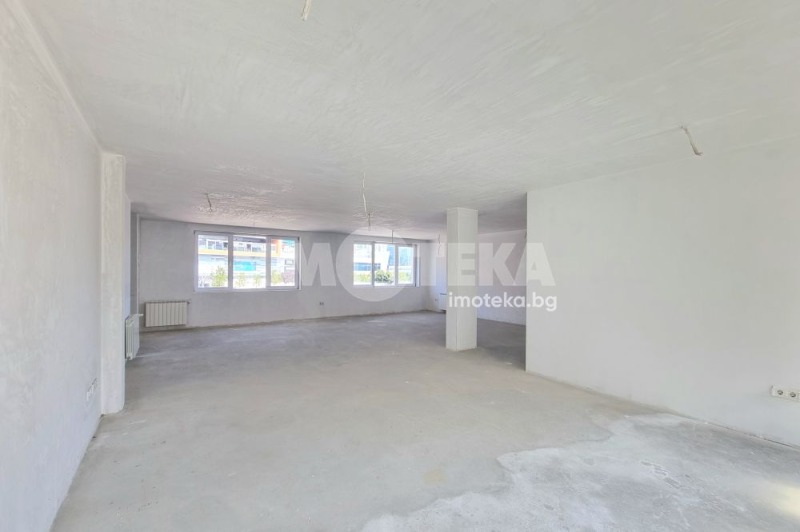À venda  Escritório Sofia , Krastova vada , 326 m² | 53966136 - imagem [10]