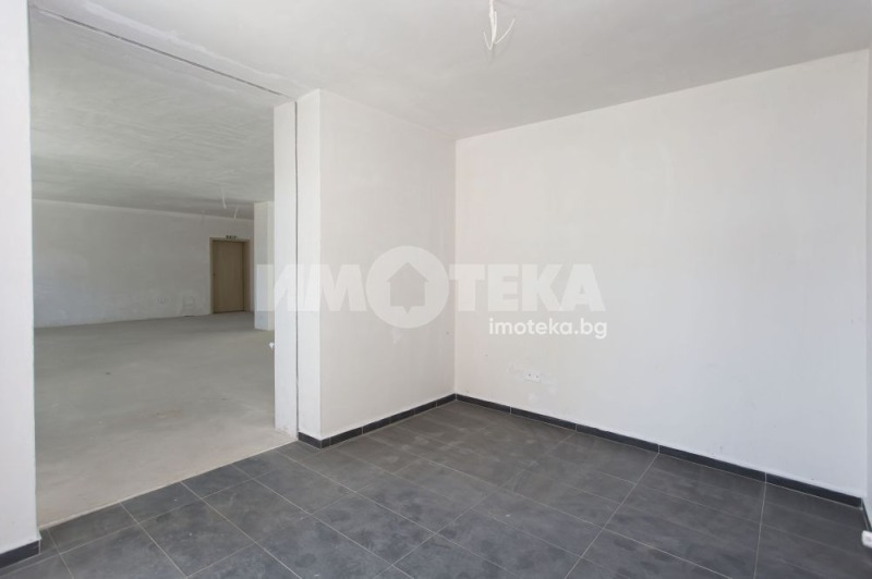 À venda  Escritório Sofia , Krastova vada , 326 m² | 53966136 - imagem [6]
