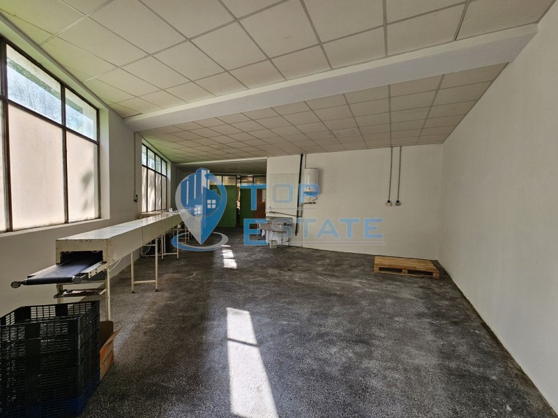 Продава ПРОМ. ПОМЕЩЕНИЕ, с. Поликраище, област Велико Търново, снимка 6 - Производствени сгради - 50919372