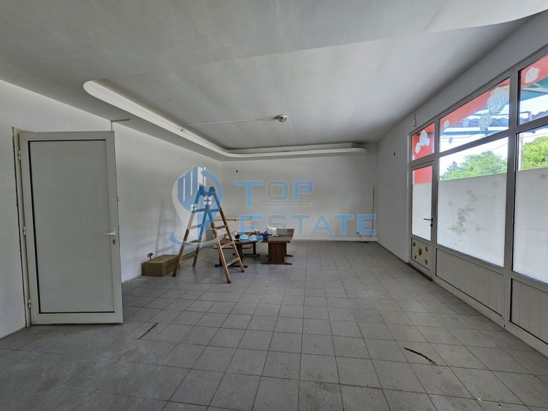 Продава ПРОМ. ПОМЕЩЕНИЕ, с. Поликраище, област Велико Търново, снимка 5 - Производствени сгради - 50919372