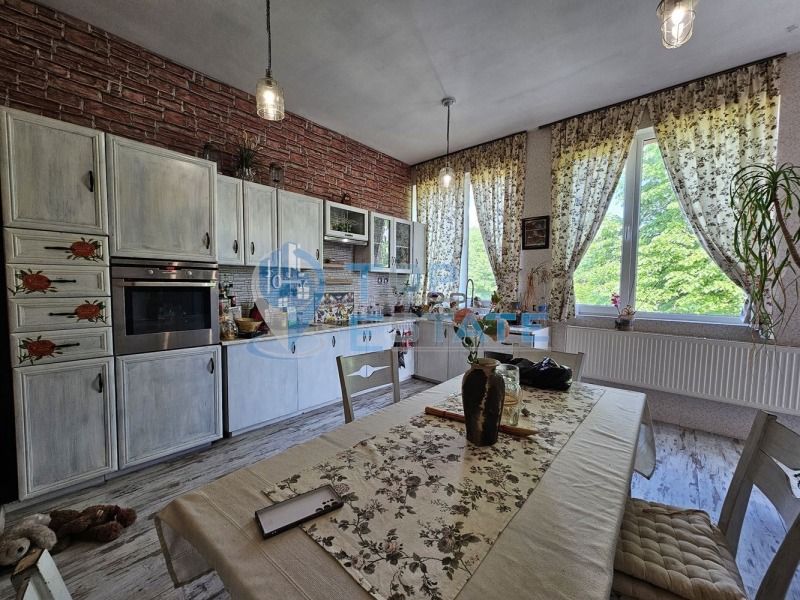 Продава ПРОМ. ПОМЕЩЕНИЕ, с. Поликраище, област Велико Търново, снимка 16 - Производствени сгради - 50919372