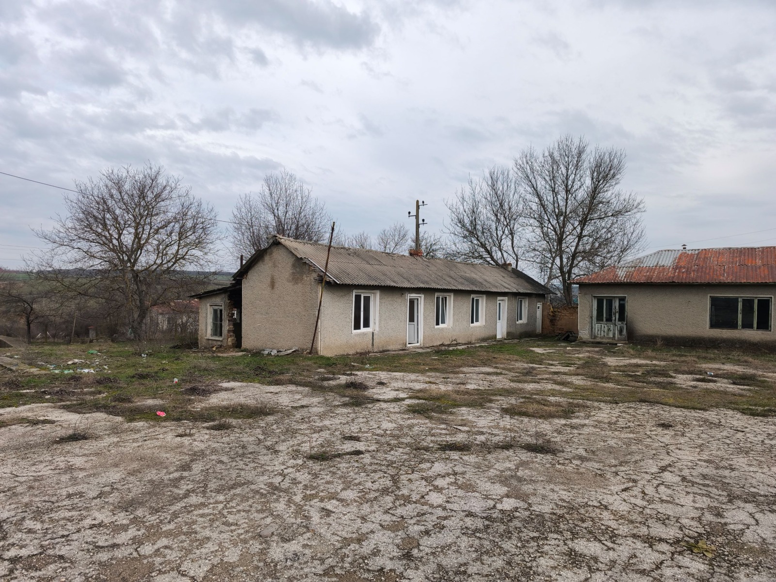 Продава ПРОМ. ПОМЕЩЕНИЕ, гр. Каолиново, област Шумен