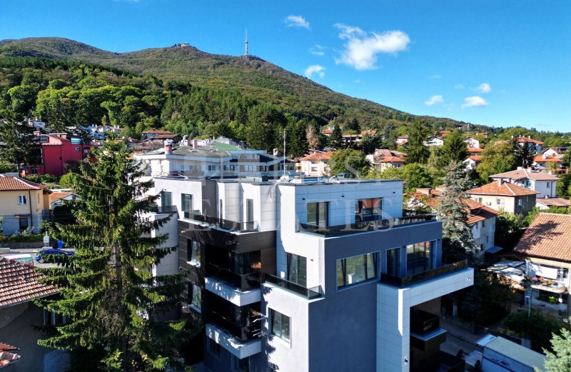 Продава 4-СТАЕН в град София, Бояна - 320 кв.м / 712 400 € » 1 393 333.29 лв., КЕЛЪР УИЛЯМС ЦЕНТЪР