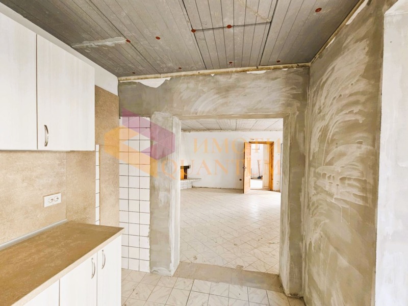 Продава КЪЩА, с. Оброчище, област Добрич, снимка 6 - Къщи - 52664648