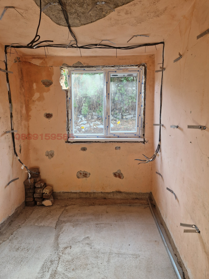 Продава КЪЩА, гр. София, с. Мало Бучино, снимка 9 - Къщи - 53492829