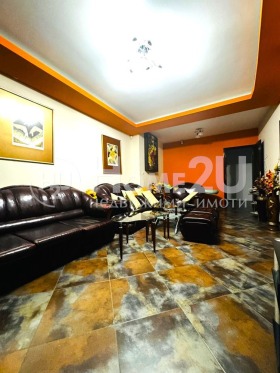 En venta 3+ dormitorios
