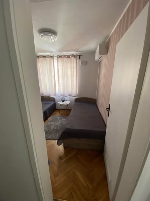 Продаја  1 спаваћа соба Софија , Центар , 50 м2 | 27673803 - слика [5]