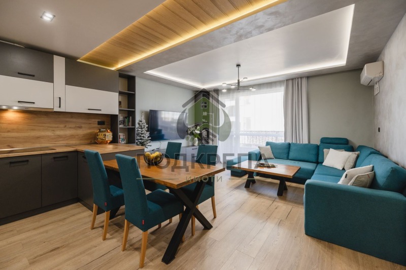 Продава 3-СТАЕН, гр. Пловдив, Остромила, снимка 3 - Апартаменти - 52375295