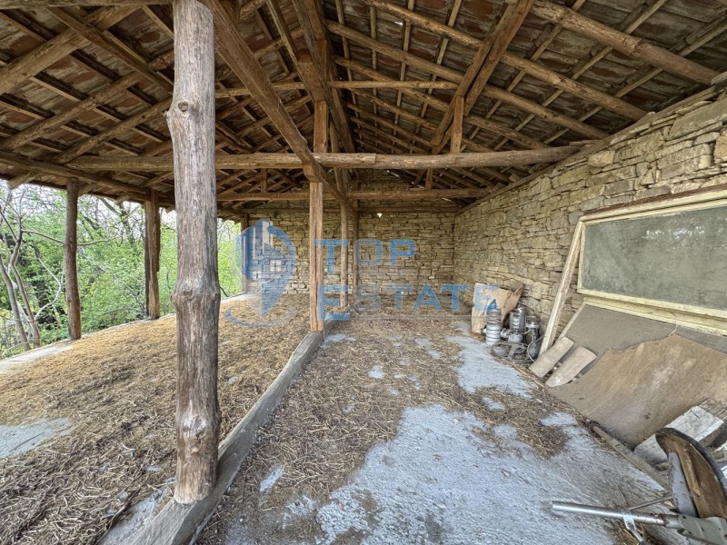 Продава КЪЩА, с. Патреш, област Велико Търново, снимка 11 - Къщи - 49902257