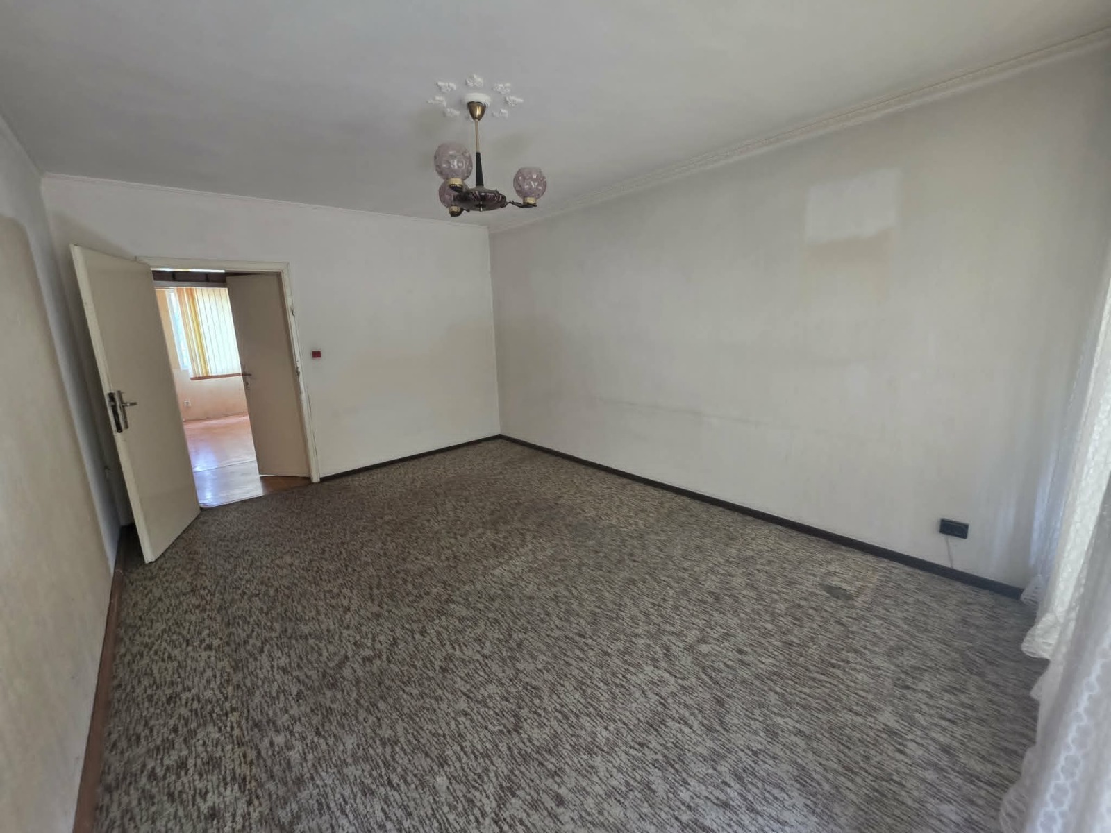 Продава 3-СТАЕН, гр. Хасково, Куба, снимка 11 - Апартаменти - 55145809