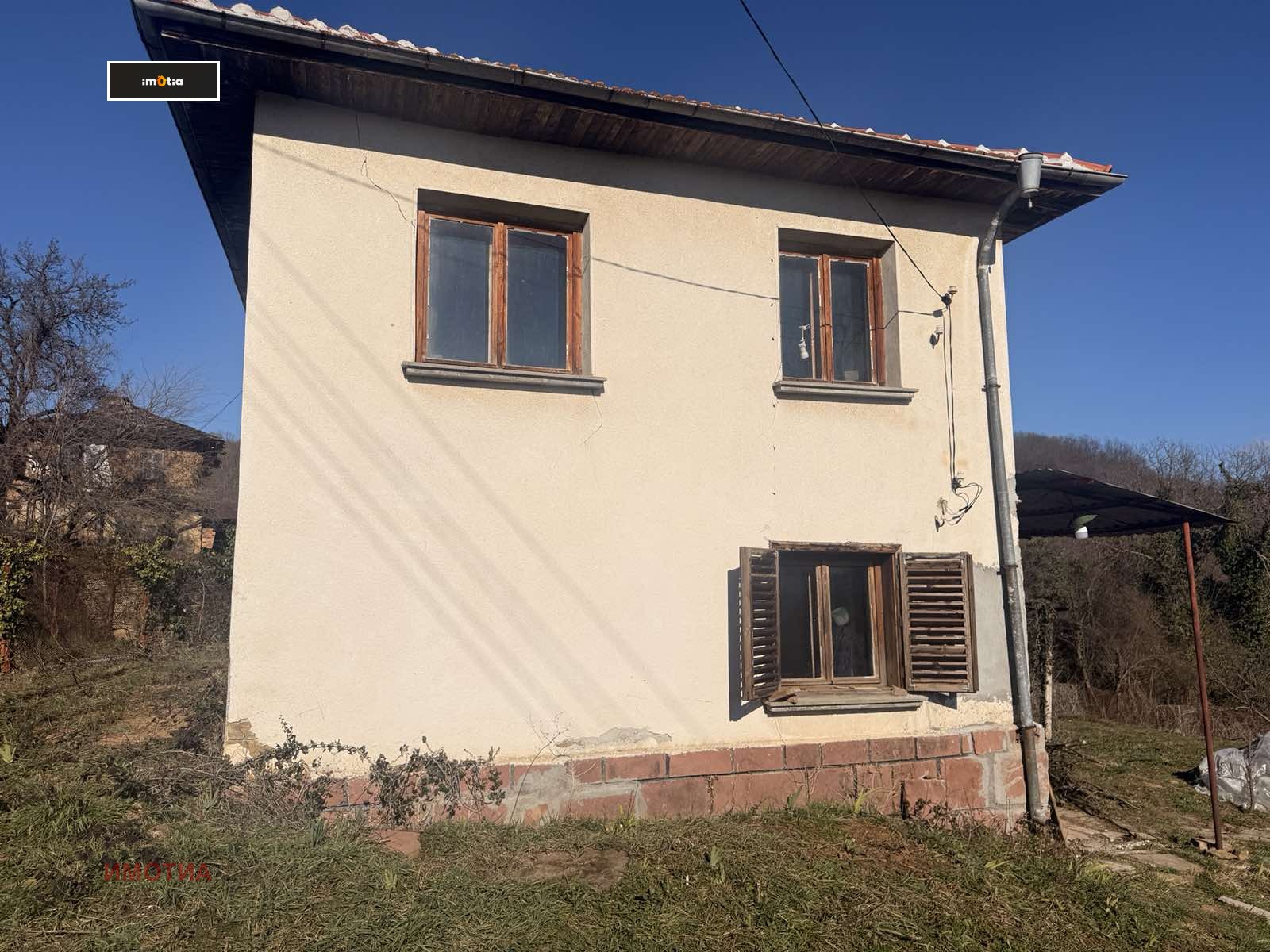 Продава КЪЩА, с. Голяма Желязна, област Ловеч, снимка 2 - Къщи - 53719124
