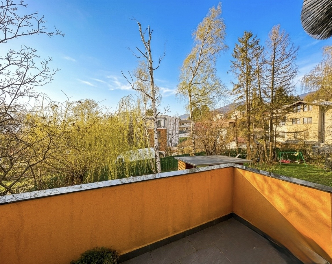 Продава КЪЩА, гр. София, Бояна, снимка 2 - Къщи - 54071032