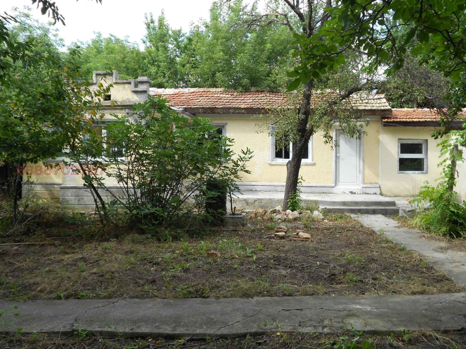 Продава КЪЩА, с. Смин, област Добрич