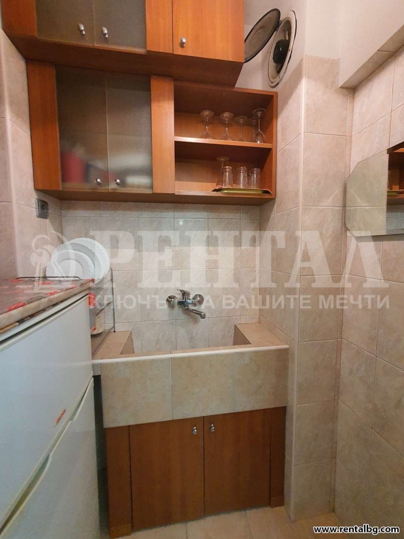 Продава 2-СТАЕН, гр. Пловдив, Кършияка, снимка 6 - Aпартаменти - 49096148