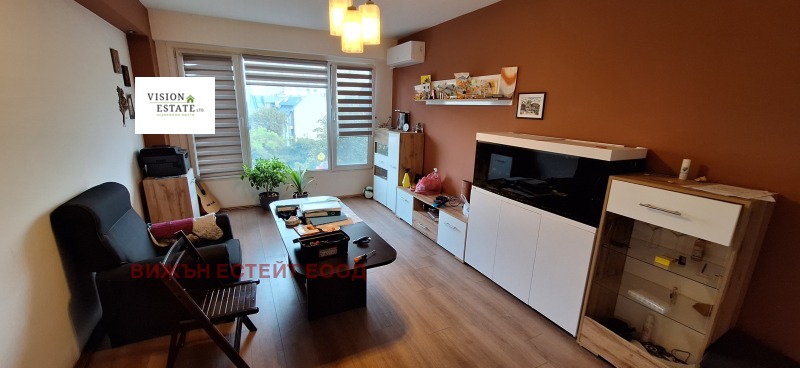 De vânzare  1 dormitor Sofia , Nadejda 1 , 51 mp | 60706199