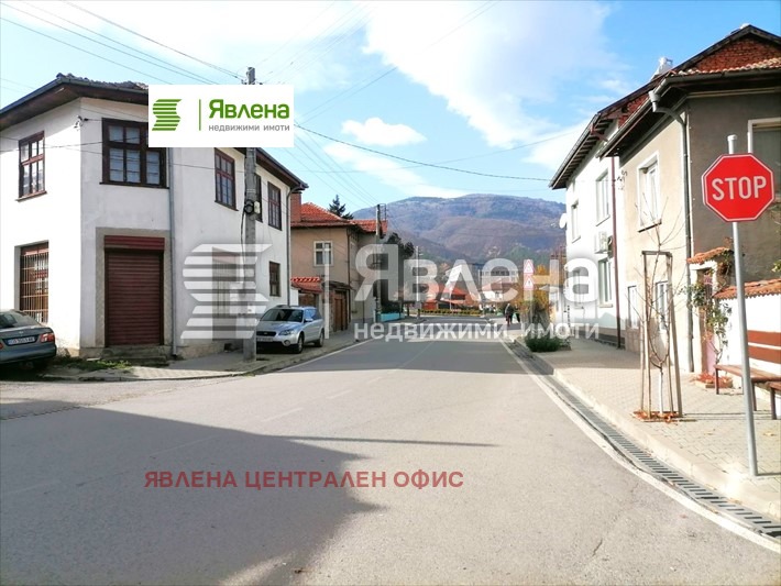 Продава КЪЩА, с. Костенец, област София област, снимка 2 - Къщи - 54598294