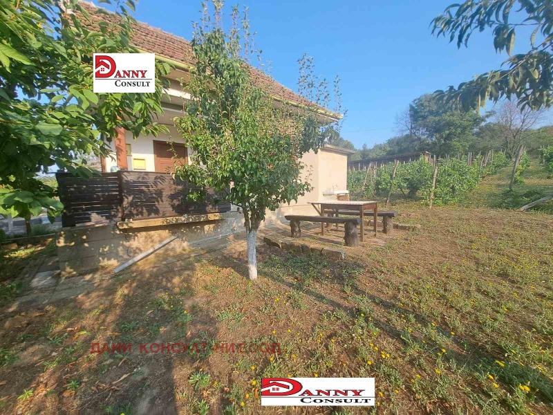 Na prodej  Vila oblast Veliko Tarnovo , Svištov , 35 m2 | 63114462 - obraz [4]