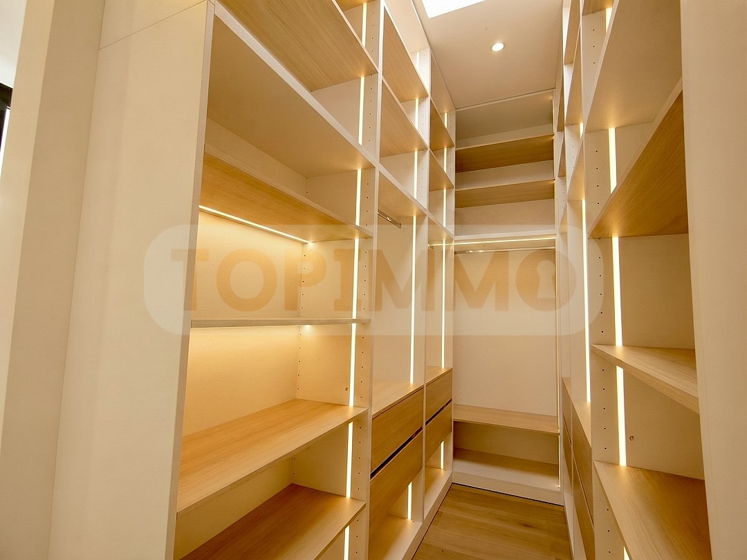 Продава МНОГОСТАЕН, гр. Варна, Чайка, снимка 15 - Апартаменти - 55101012