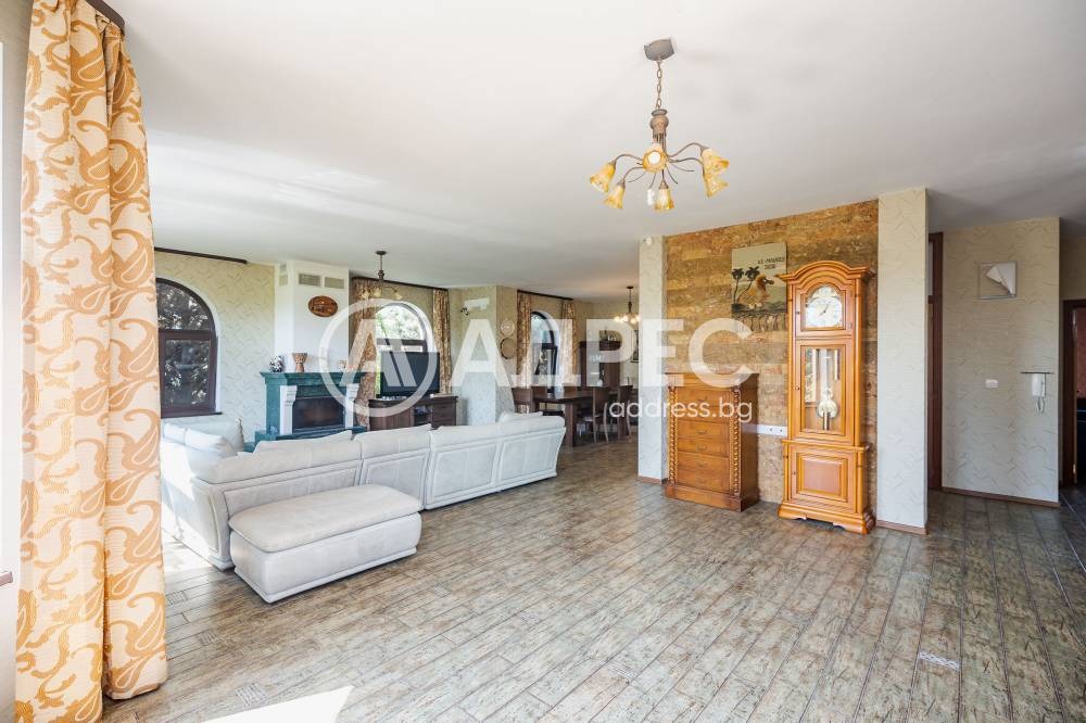 Продава КЪЩА, с. Кранево, област Добрич, снимка 2 - Къщи - 55098102