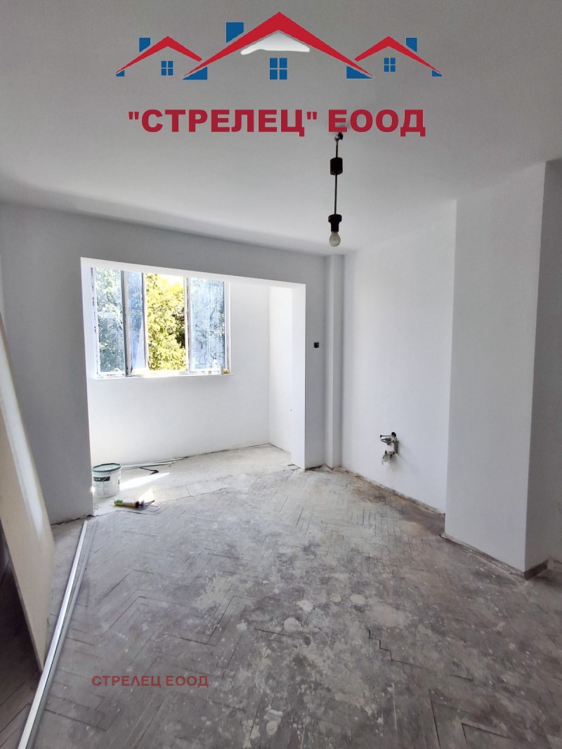 Продава  1-стаен, град Добрич, Енергоразпределение • 84 000 лв. • ID 38755705 — holmes.bg - [1] 