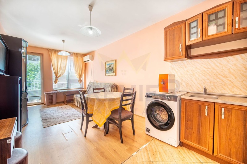 Продава  2-стаен град Варна , Окръжна болница-Генерали , 65 кв.м | 17385798