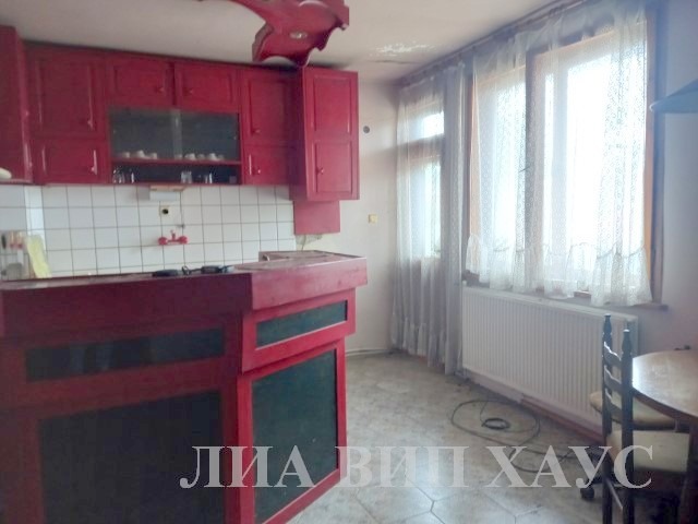 Продава КЪЩА, гр. Пазарджик, Руски, снимка 3 - Къщи - 48731942