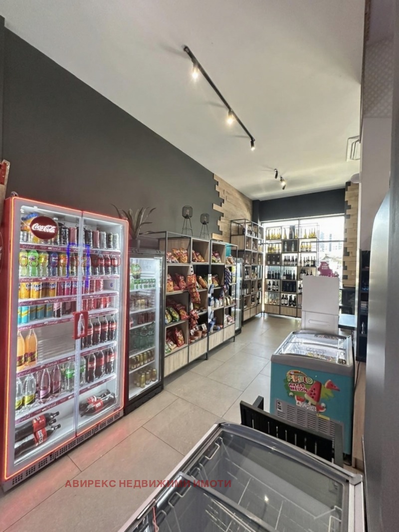 Продава  Магазин град Пловдив , Център , 73 кв.м | 38911911 - изображение [2]
