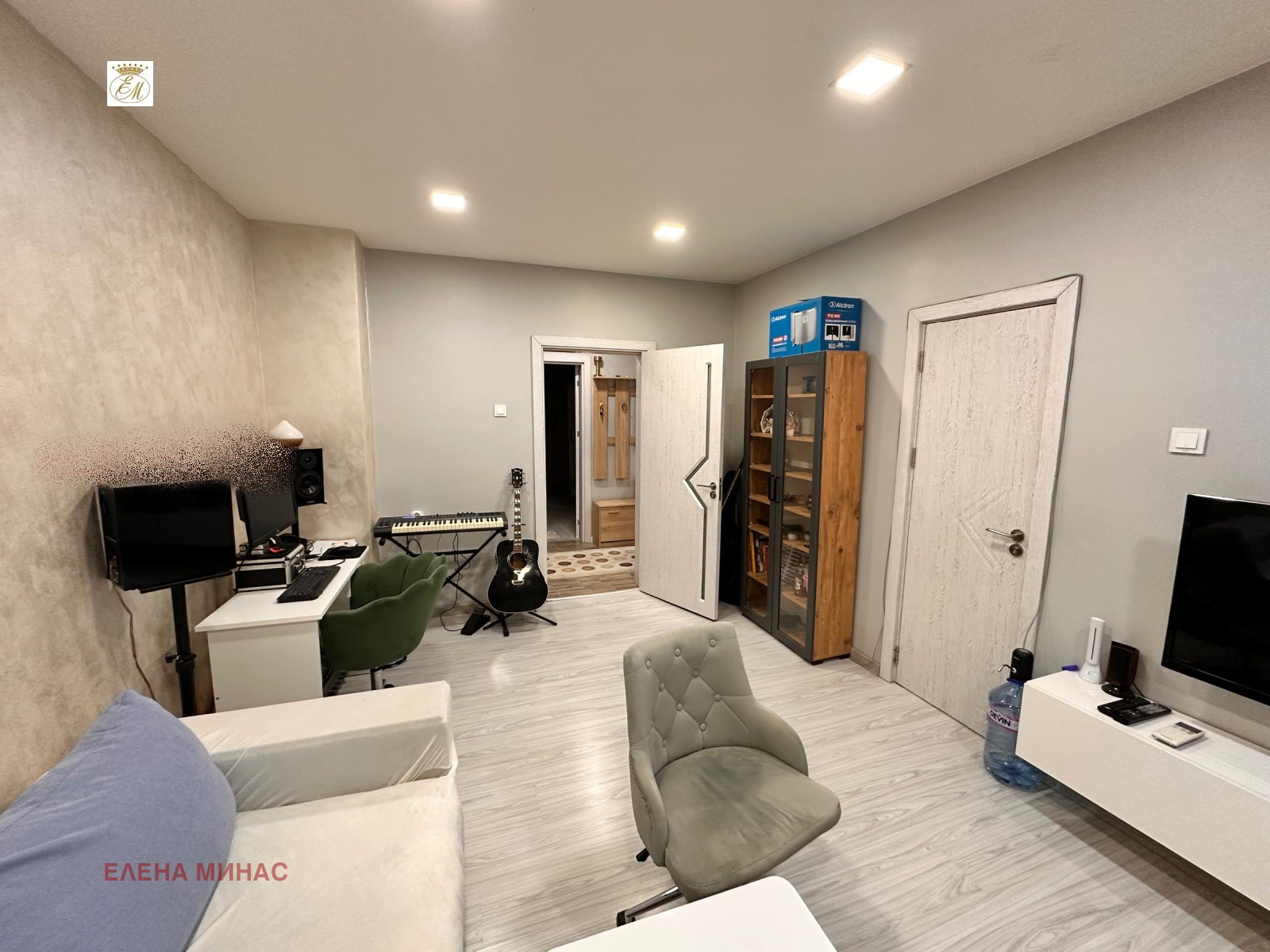 Продава 3-СТАЕН, гр. Шумен, Център, снимка 4 - Апартаменти - 54039641