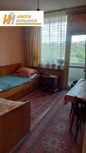 2 makuuhuonetta Tsentar, Veliko Tarnovo 1