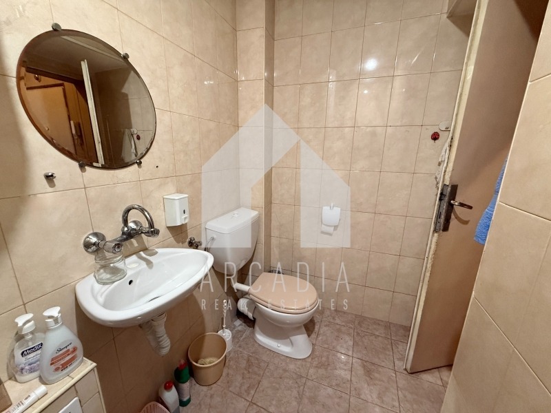 Продава 2-СТАЕН, гр. Пловдив, Център, снимка 8 - Апартаменти - 53633150