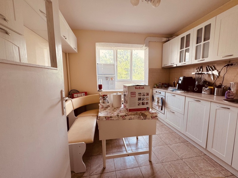 Продава  3-стаен град София , Младост 1 , 83 кв.м | 53821420