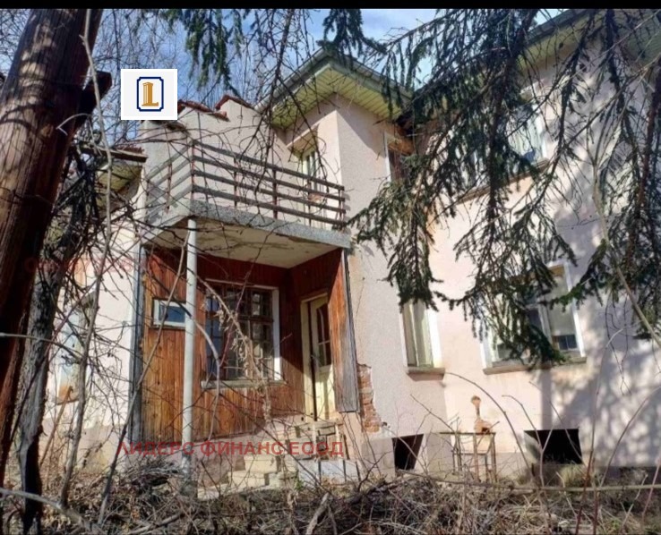 Продава КЪЩА, с. Орешак, област Ловеч, снимка 1 - Къщи - 48770038