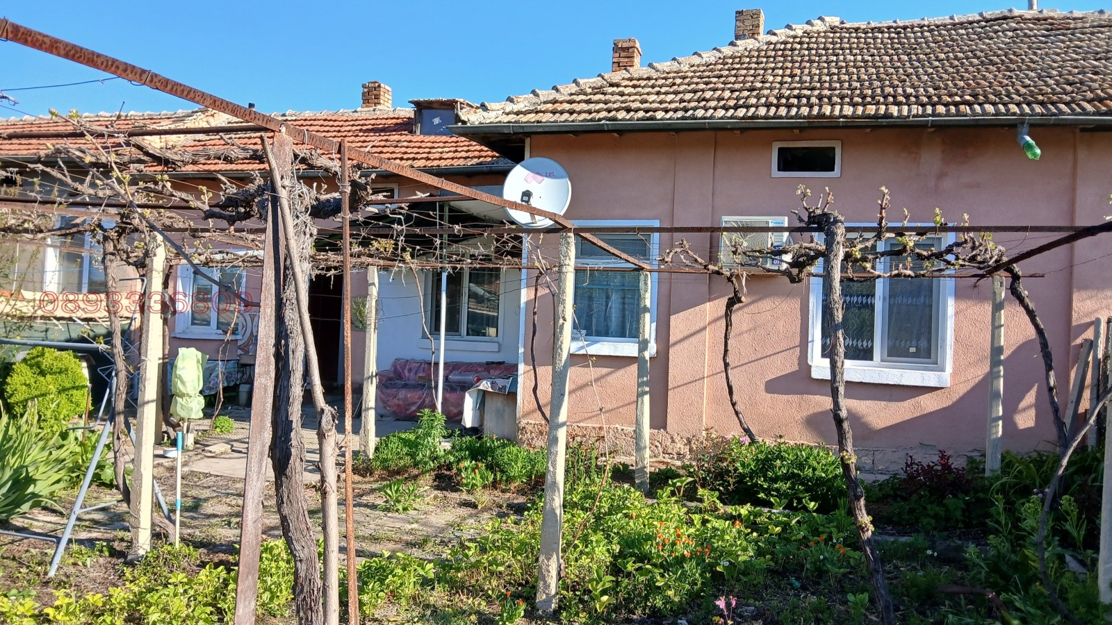 Продава КЪЩА, гр. Нови пазар, област Шумен