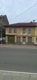 Продава КЪЩА, с. Орешак, област Ловеч, снимка 1