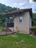 Продава ВИЛА, област София, с. Ямна • 51500 € / 100725.24 лв. • 75702273 2