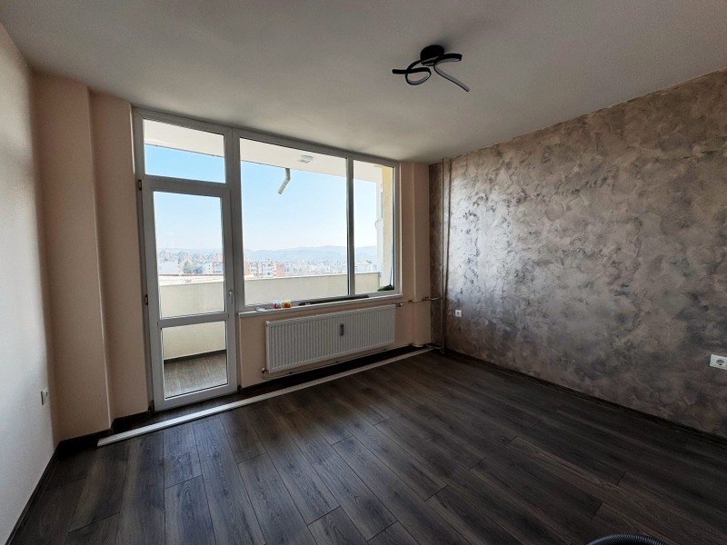 Продава 3-СТАЕН, гр. Велико Търново, Колю Фичето, снимка 10 - Aпартаменти - 49527547