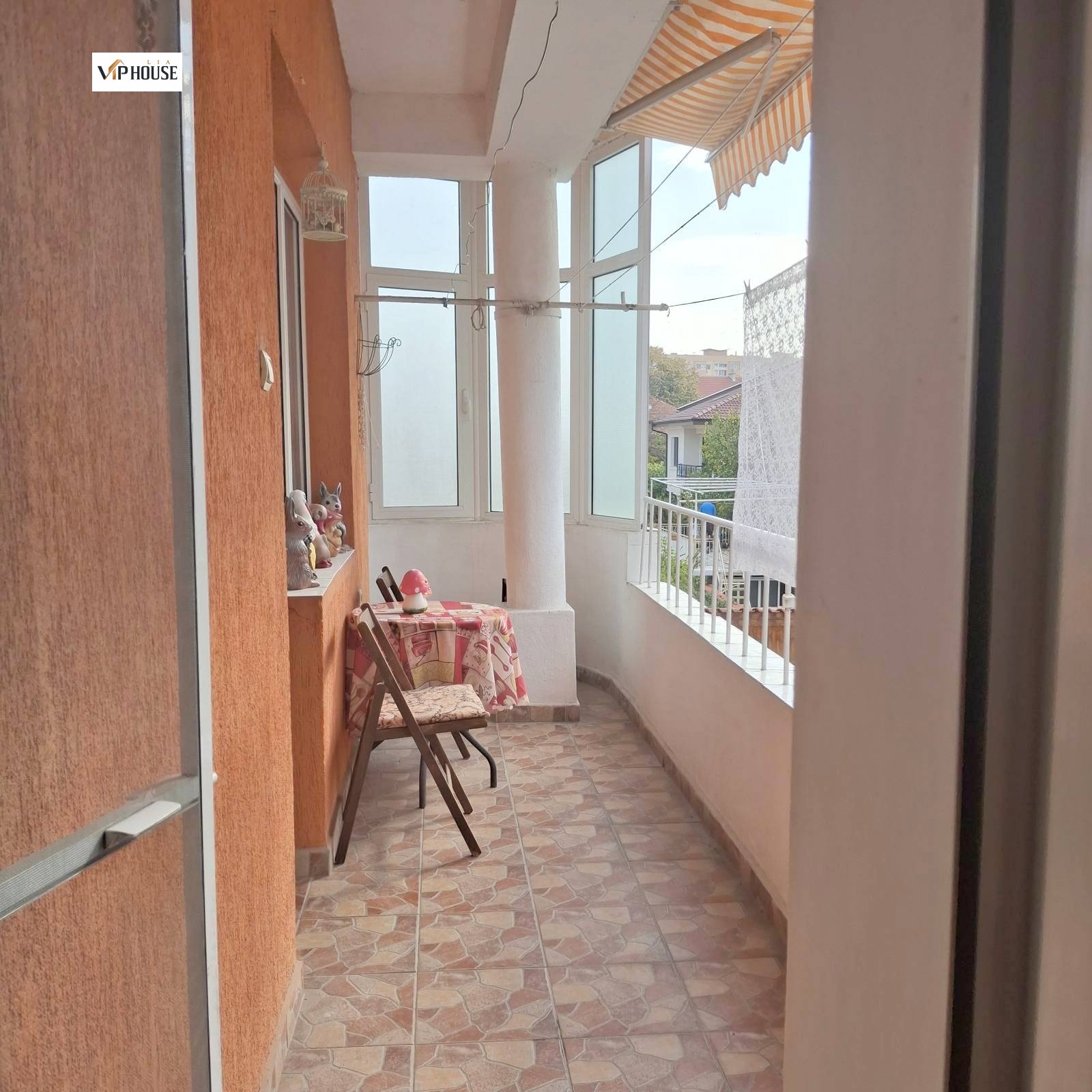 Продава ЕТАЖ ОТ КЪЩА, гр. Пазарджик, Център, снимка 4 - Етаж от къща - 56640593