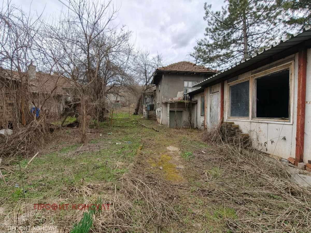 Продава КЪЩА, гр. Горна Оряховица, област Велико Търново