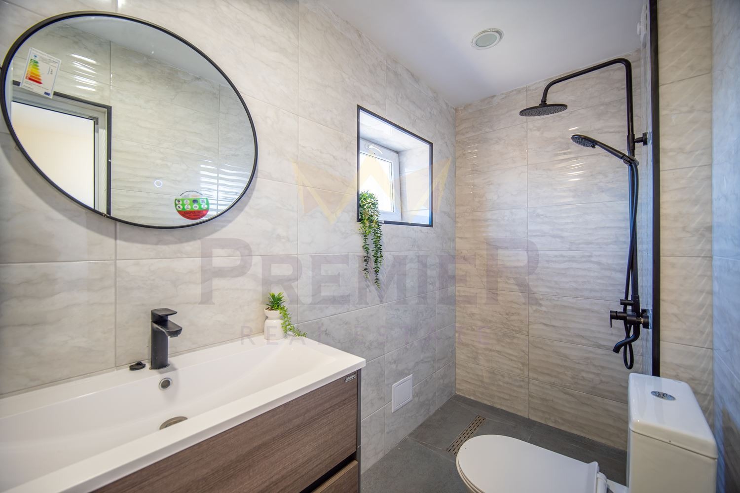 Продава КЪЩА, гр. Шабла, област Добрич, снимка 10 - Къщи - 54062804