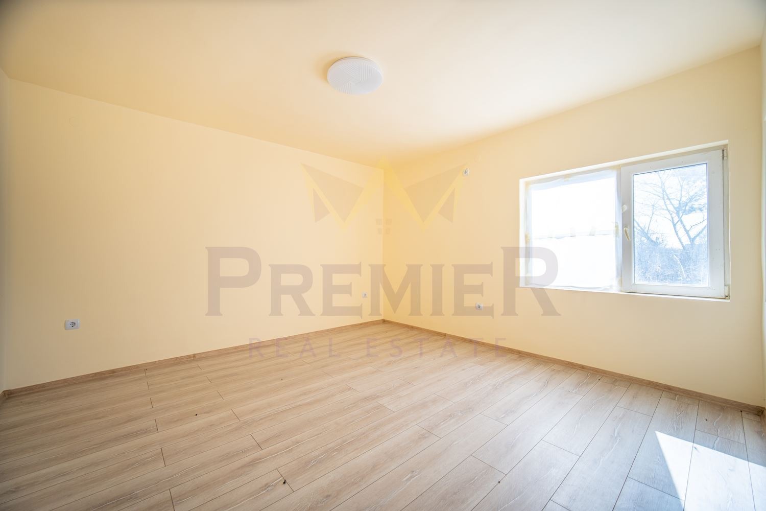 Продава КЪЩА, гр. Шабла, област Добрич, снимка 2 - Къщи - 54062804