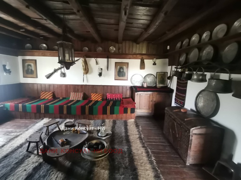 Продава КЪЩА в област Габрово, с. Орловци - 244 кв.м / 199 000 € » 389 210.17 лв., ДАНИ КОНСУЛТ-НИ ЕООД