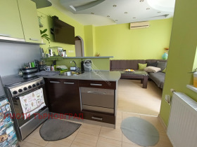 2 soverom Akatsija, Veliko Tarnovo