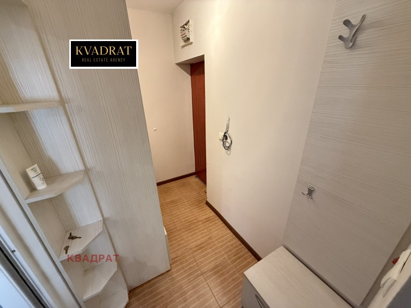 Продава  1-стаен град Варна , Погреби , 43 кв.м | 34325075 - изображение [8]