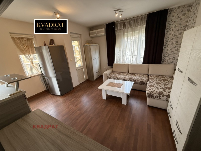 Продава  1-стаен град Варна , Погреби , 43 кв.м | 34325075