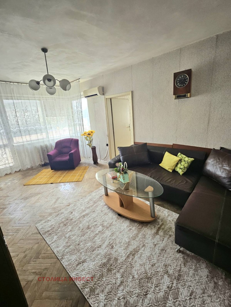 Продава  4-стаен, град Русе, Широк център •  103 000 EUR • ID 28106447 — holmes.bg - [1] 