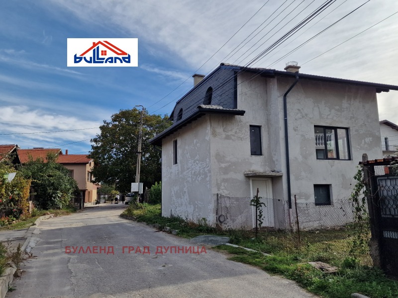 Продава  Къща област Кюстендил , гр. Сапарева баня , 220 кв.м | 78046918 - изображение [3]