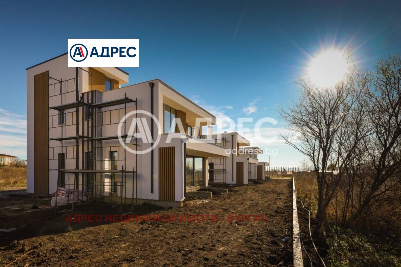 À venda  Casa região Burgas , Pomorie , 319 m² | 86902496