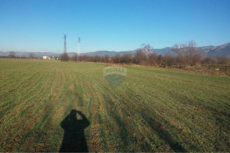 Продава ЗЕМЕДЕЛСКА ЗЕМЯ, гр. Казанлък, област Стара Загора, снимка 2 - Земеделска земя - 53591745